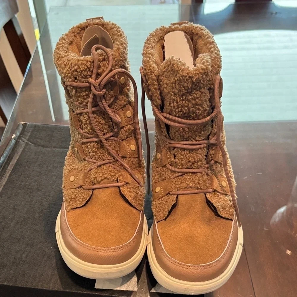 Sorel Explorer II Joan Cozy Brown Boots